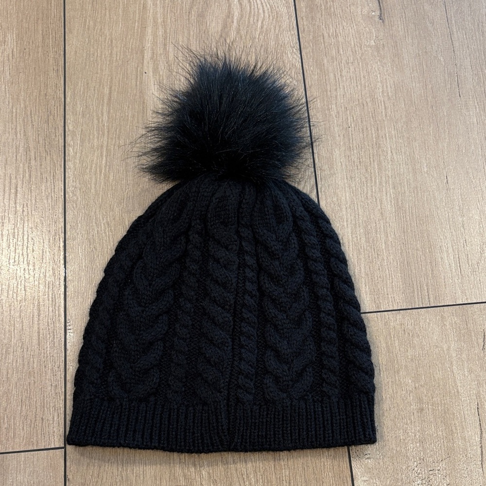 J. Crew Knit Hat With Faux Fur Pom-pom Size OS